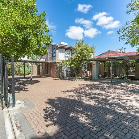 Absolute Bosch Guest House Stellenbosch Ngoại thất bức ảnh