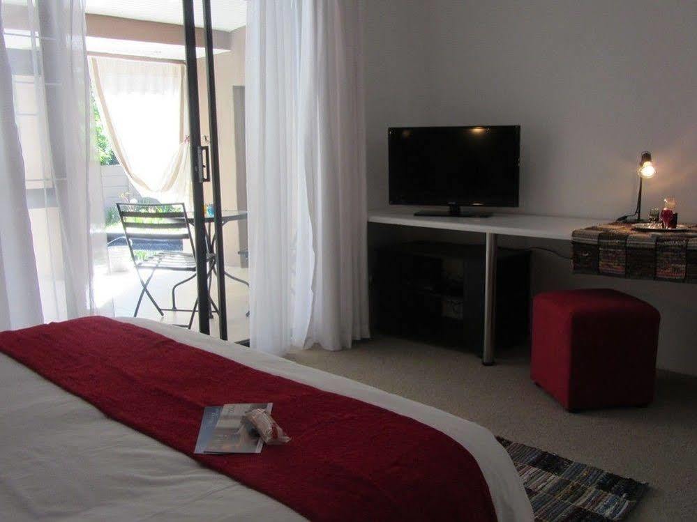 Absolute Bosch Guest House Stellenbosch Ngoại thất bức ảnh